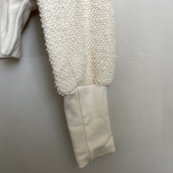 •| anthropologie sweater - Picture 5 of 9